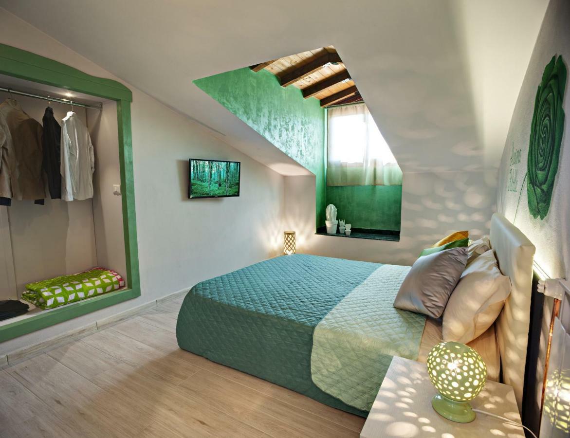 Casa Vacanze - Matelda Panzió Poppi Kültér fotó