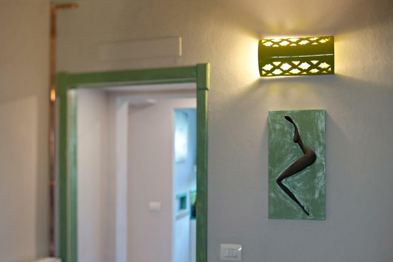 Casa Vacanze - Matelda Panzió Poppi Kültér fotó